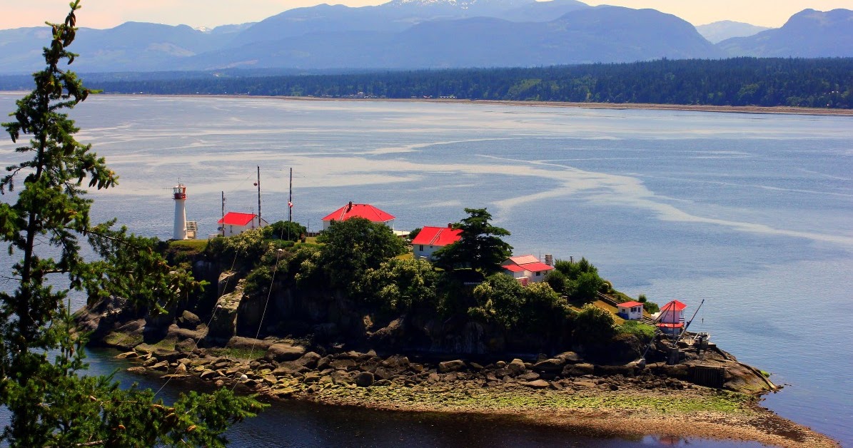 Keith Nicol Adventures Sampling Sea Kayaking and Hiking on Denman Island