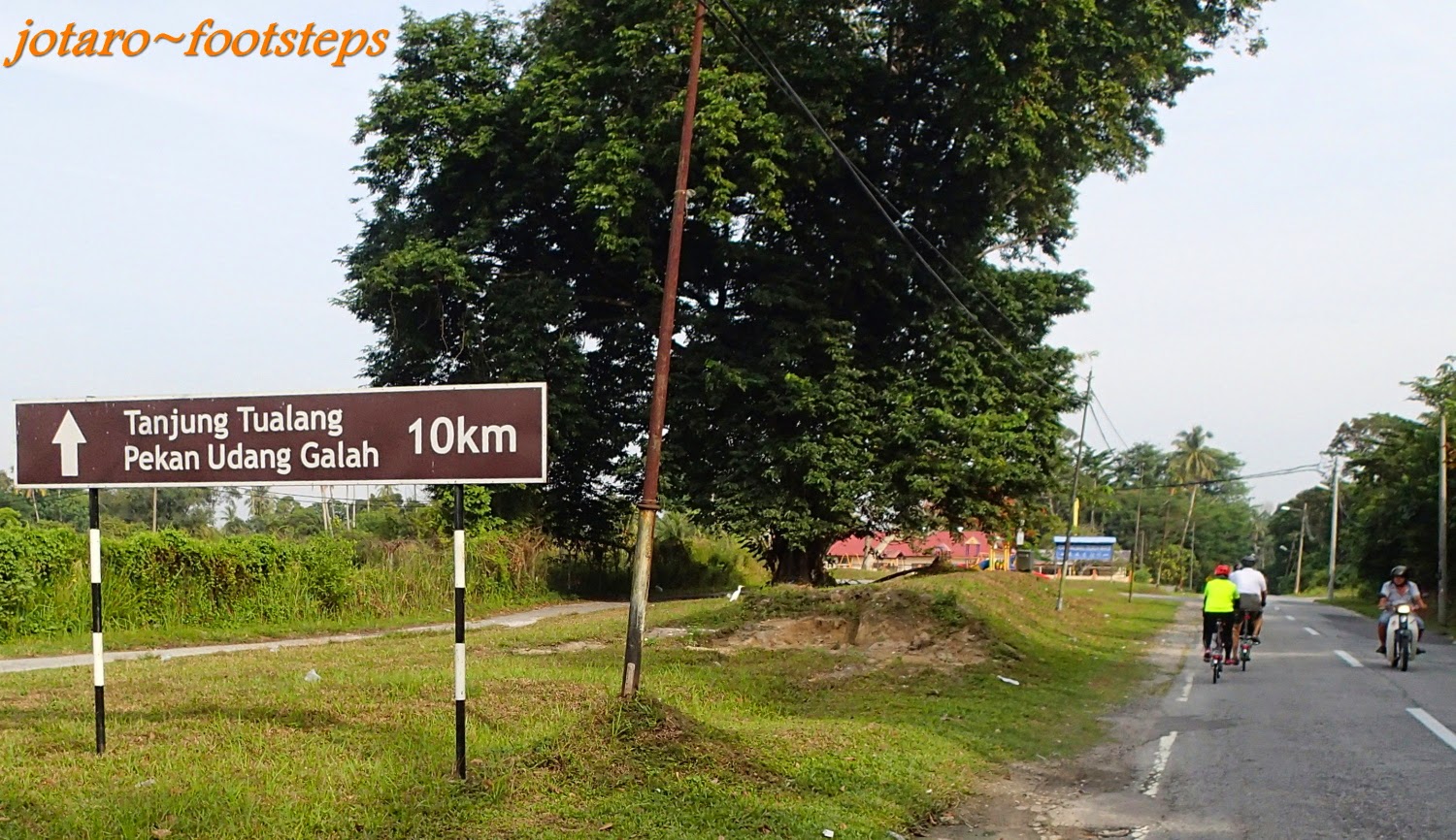 Footsteps - Jotaro's Travels: YummY! - Udang Galah @ Tanjung Tualang