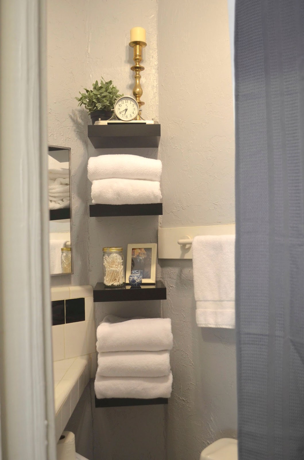 Stella Lane Designs Bathroom Shelves