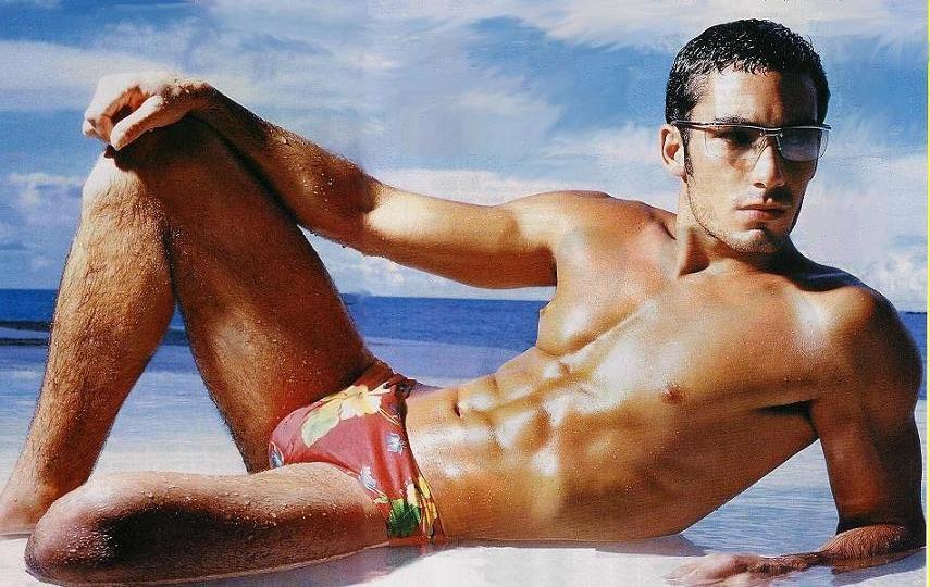 Aaron Diaz.