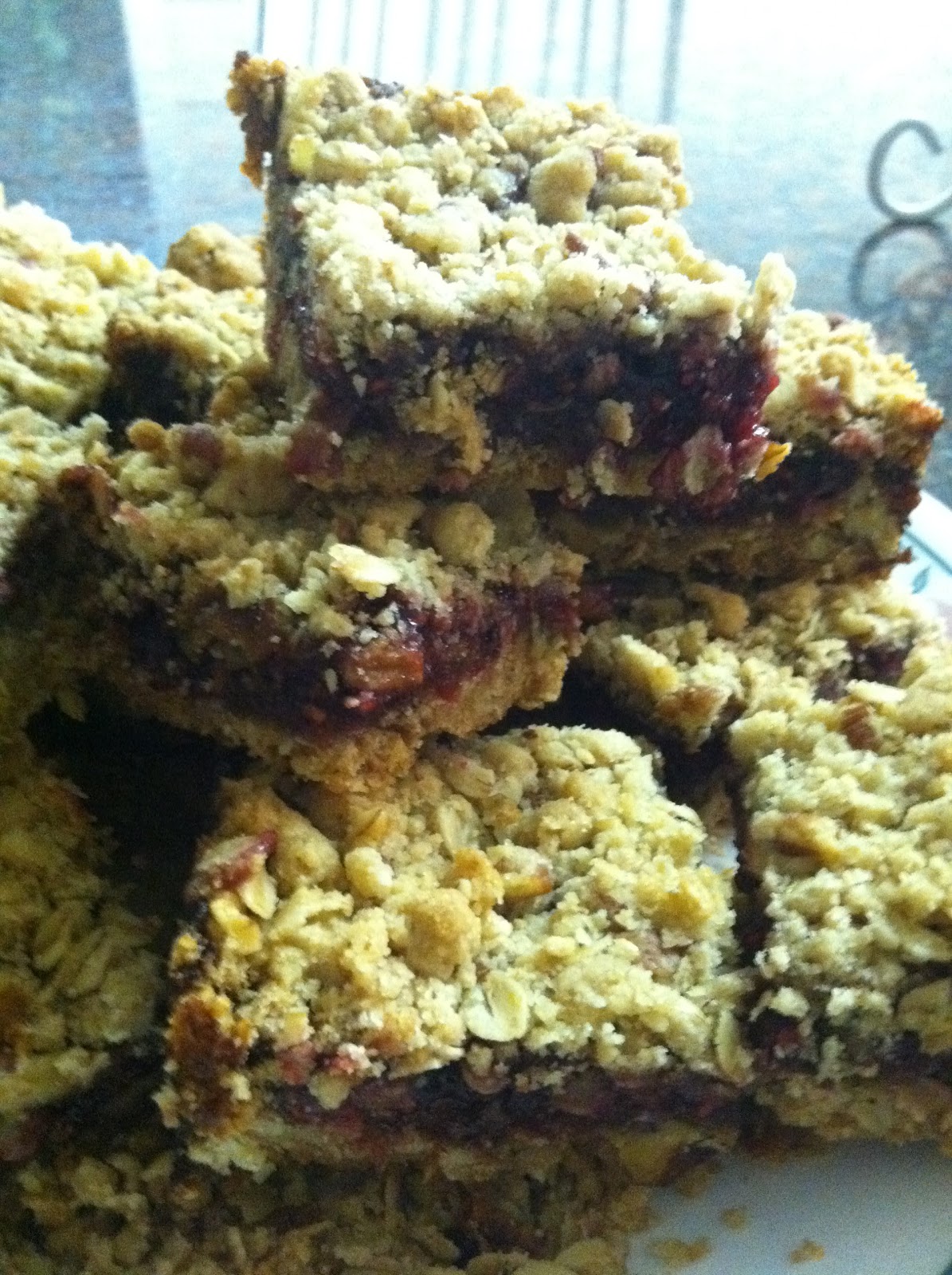 Live.Eat.Sweet "Berry Gooey" Granola Squares