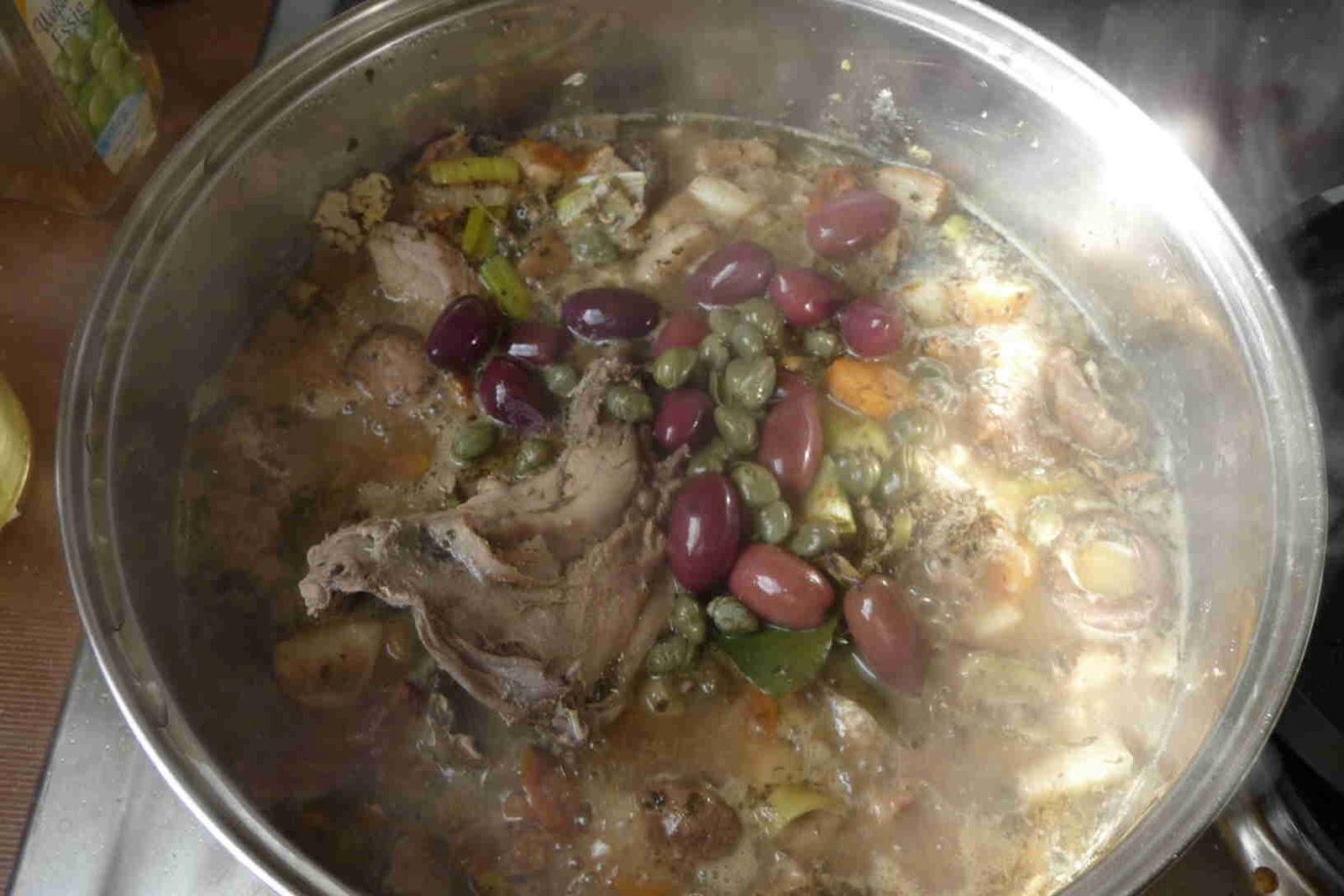 It&amp;#39;s all in the game: Mediterranean Rabbit Pie – Mittelmeer ...