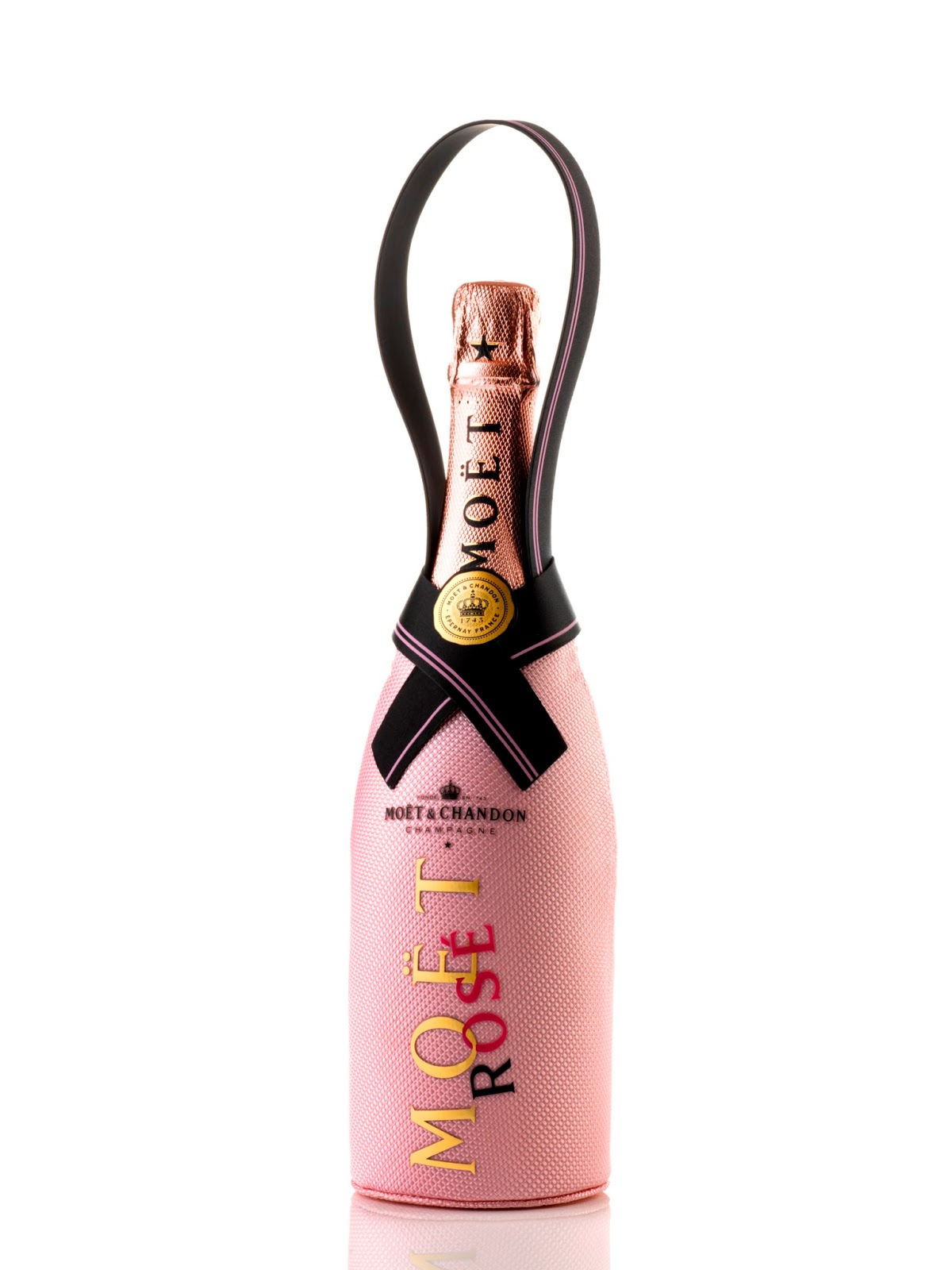 frumpy to funky: Valentines Day with Moet & Chandon Rose