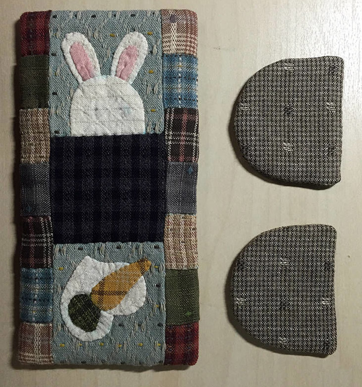 Small Purse Coin. Quilting and patchwork DIY tutorial in pictures.