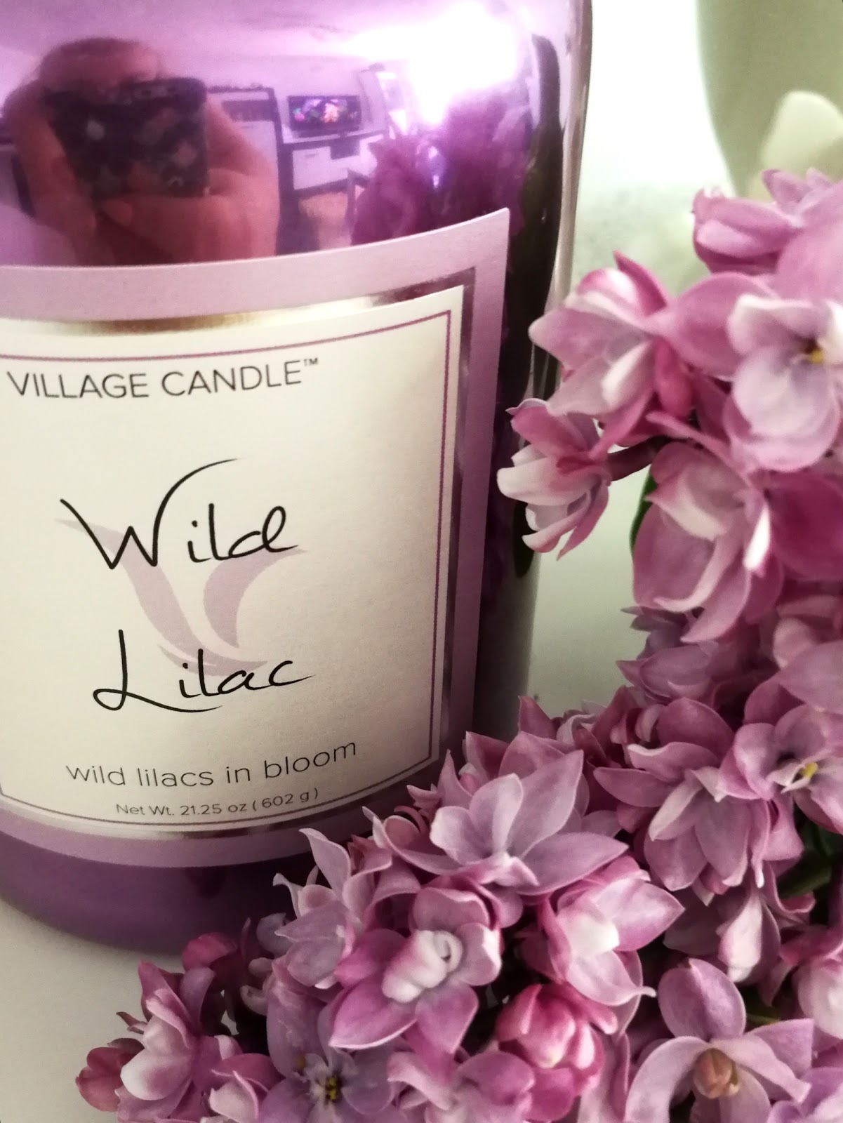 Wild Lilac Village Candle Scent LoVer wszystko o świecach zapachowych.