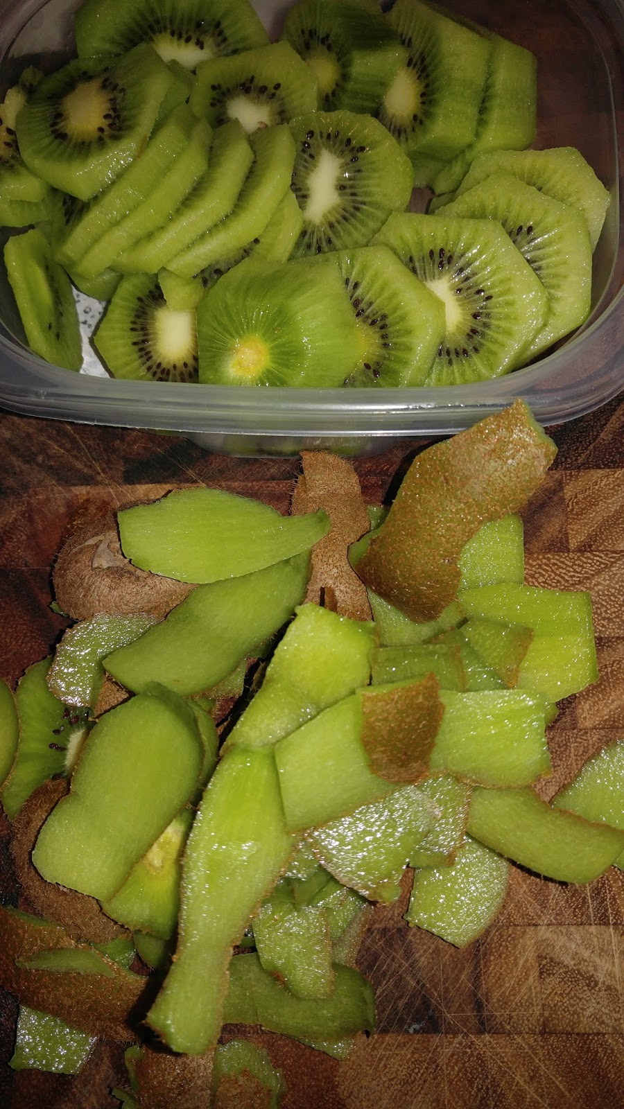 Rebecca's Amazing Creations Strawberry Kiwi Lemonade Bounce