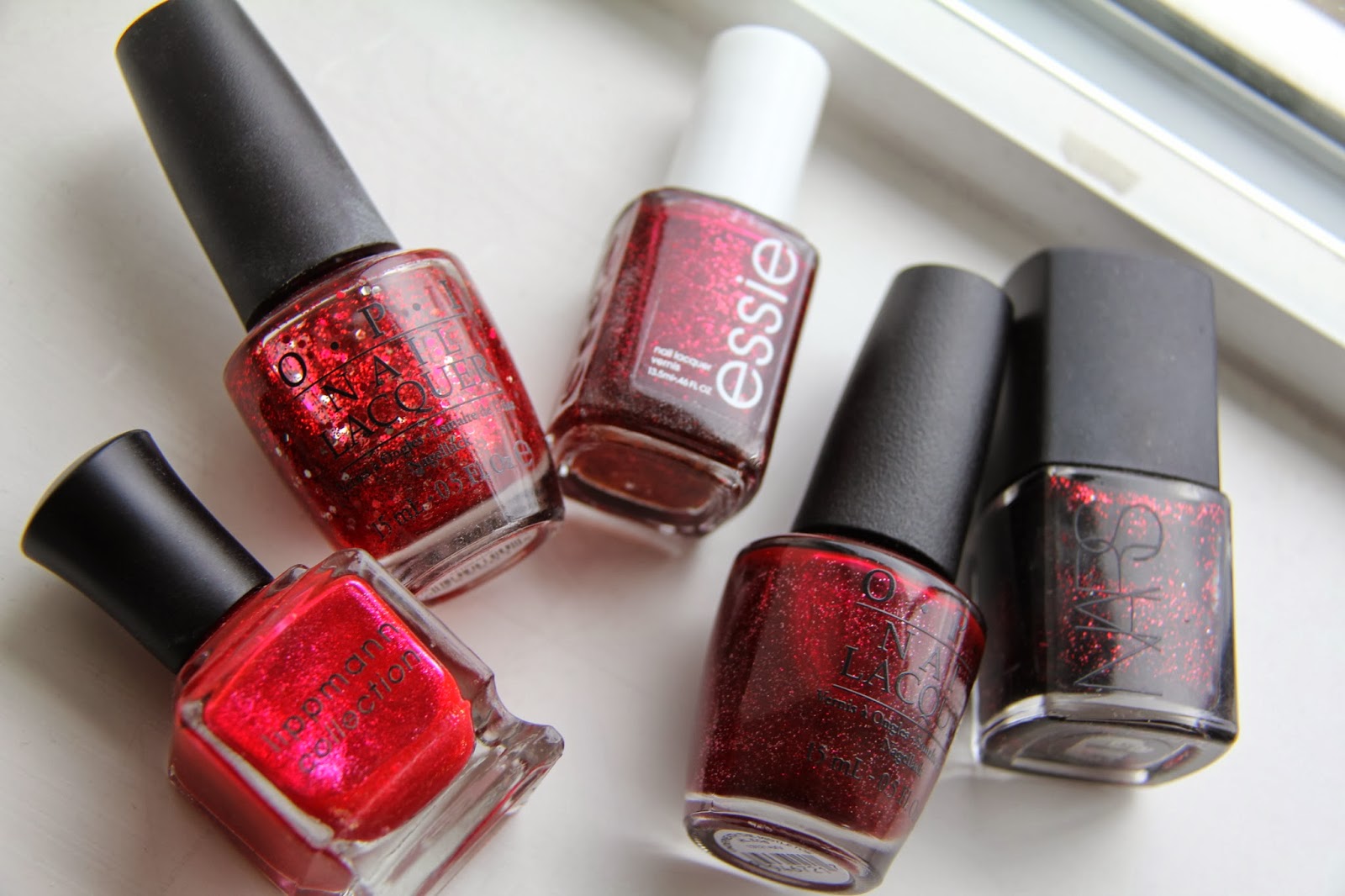 Dsk Steph Holiday Red Glitter Gradient Nails