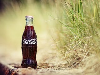 Svježa Coca-Cola download besplatne pozadine slike za mobitele