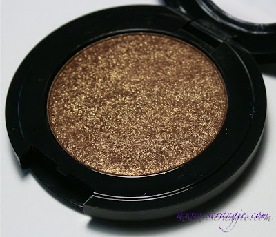 Scrangie: New Stila Jewel Eyeshadow for Spring 2012 Swatches and Review