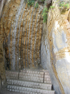 San Sebastian - interesting rock layers