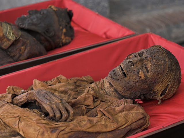 Les momies des catacombes de Klatovy Cara