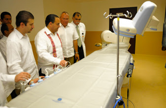 Inaugura el Gobernador Roberto Borge la Sala de Hemodinamia del Hospital General de Playa del Carmen y entrega equipo médico para cuidado neonatal a la SESA