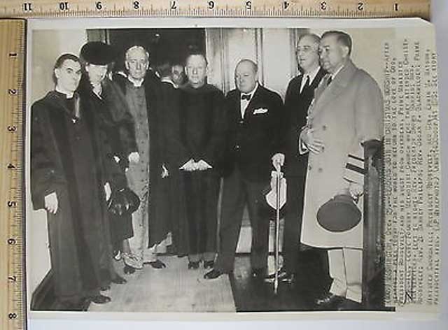 President Roosevelt and Winston Churchill, 25 December 1941 worldwartwo.filminspector.com