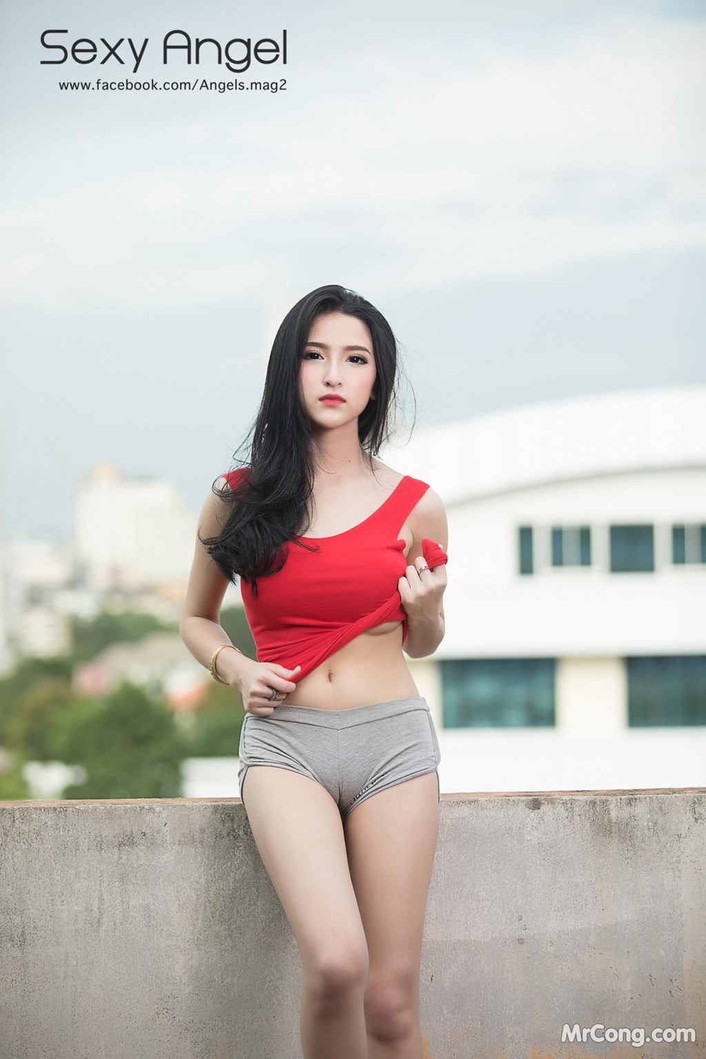 Thananchanok Lathi shows off her sexy butt with underwear (15 pictures)