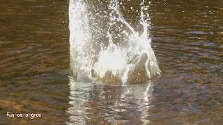  water splash rocks