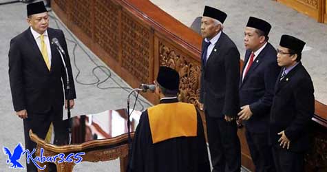 Harapan Ketua MPR Kepada Bamsoet Untuk Benahi DPR Usai Resmi Dilantik Harapan Ketua MPR Kepada Bamsoet Untuk Benahi DPR Usai Resmi Dilantik
