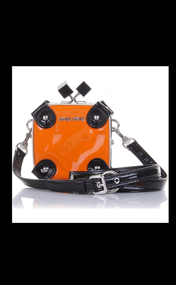 Moda Practica: Vibrante color naranja, que no falte en tu armario