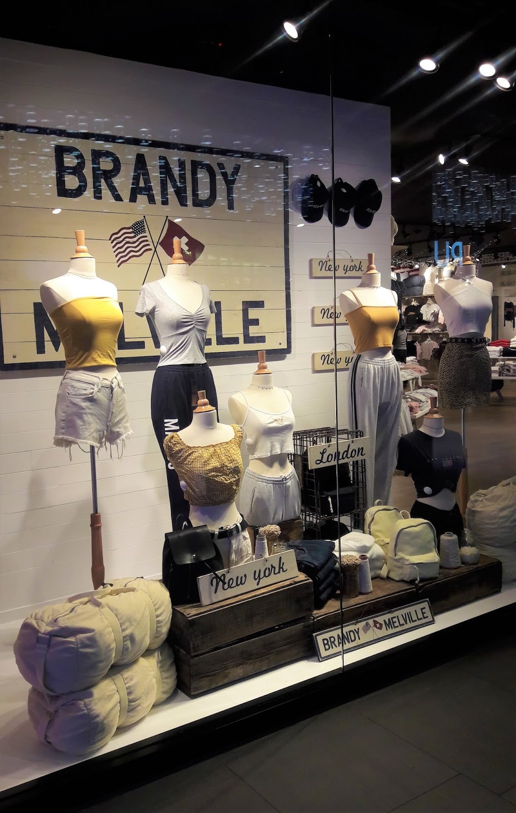 Brandy Melville windows in Bangkok