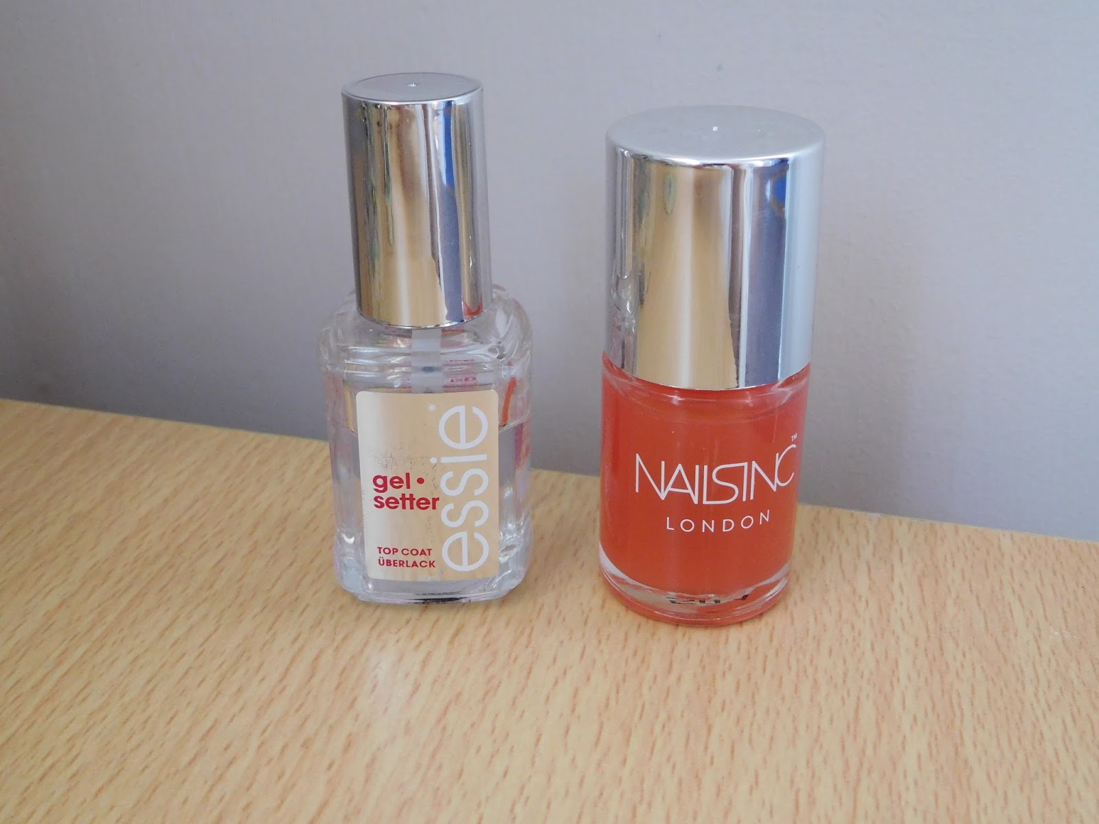 Nails Inc Kensington Caviar Base Coat And Essie Gel Setter Top Coat Review