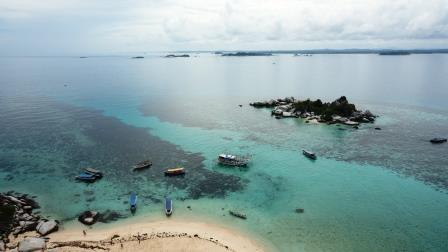 Objek Wisata Mercusuar Bersejarah Pulаu Lеngkuаѕ di Belitung