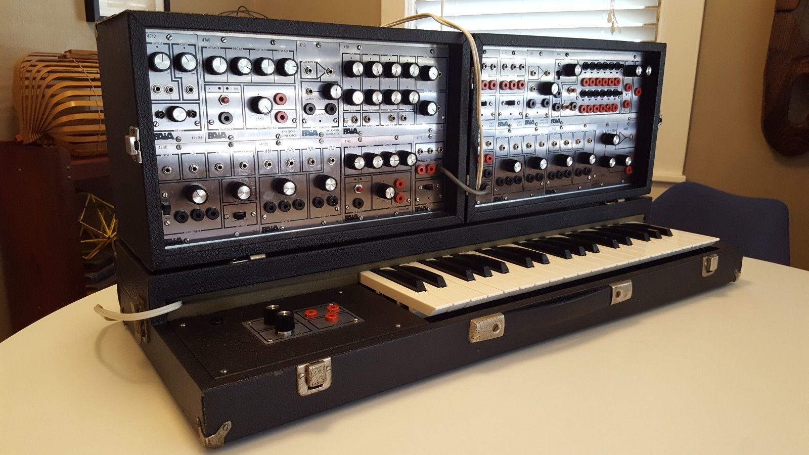 MATRIXSYNTH Vintage Paia 4700 Modular Synthesizer System with Keyboard