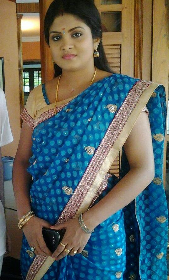gayathri yuvaraj hot navel image gayathri yuvaraj hot navel image