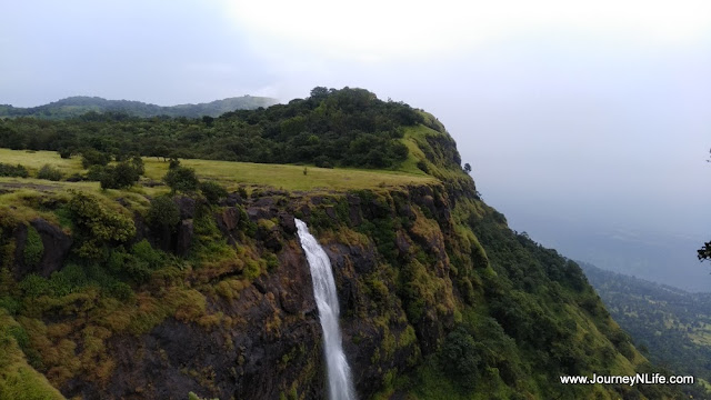Post Monsoon Road Trip to Madhe Ghat Waterfall