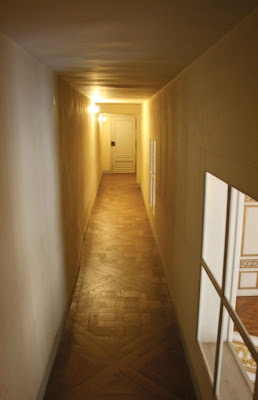 Passage en entresol entre l’appartement de la Reine et du Roi © Versailles Secret et Insolite Nicolas B. Jacquet