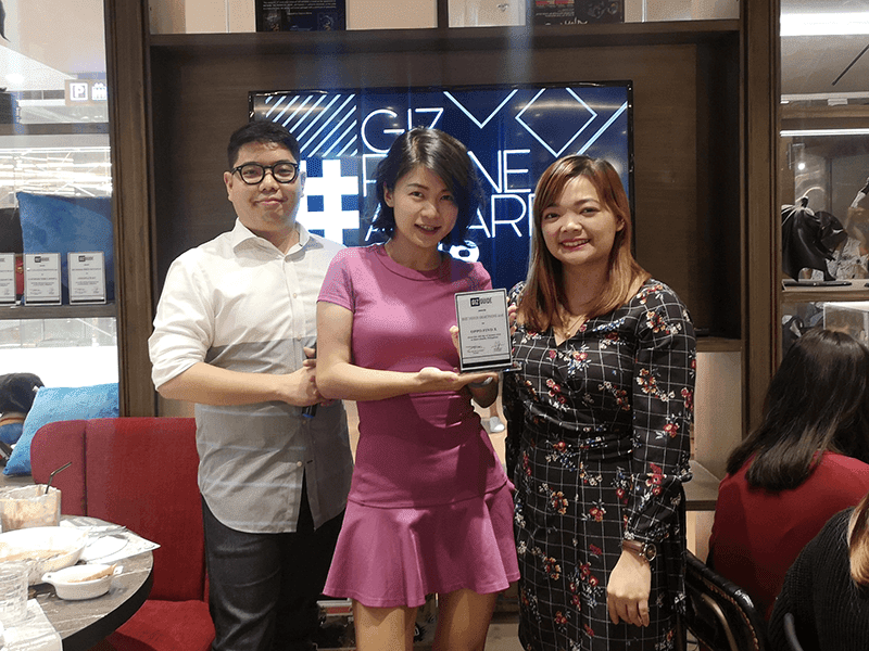 OPPO took home the best design award for the Find X OPPO took home the best design award for the Find X