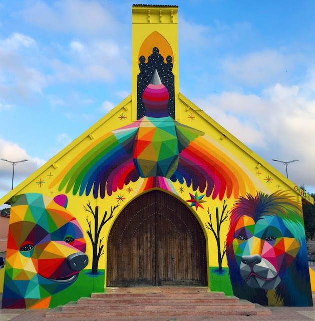 بالصور.. "Okuda San Miguel" فنان يحول كنيسة مهجورة في المغرب إلى تحفة فنية!