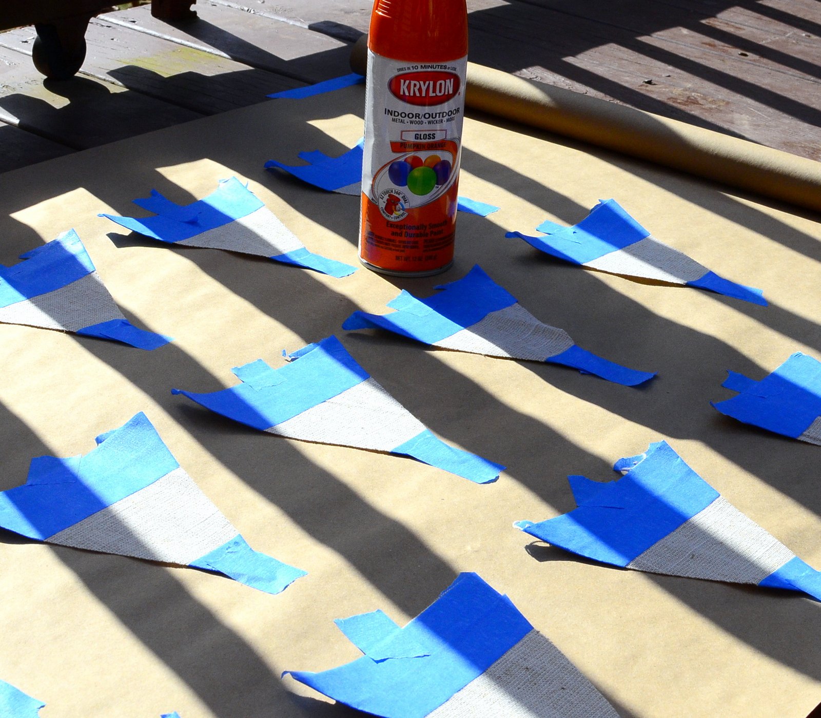 Jane of all Trades Candy Corn Bunting tutorial