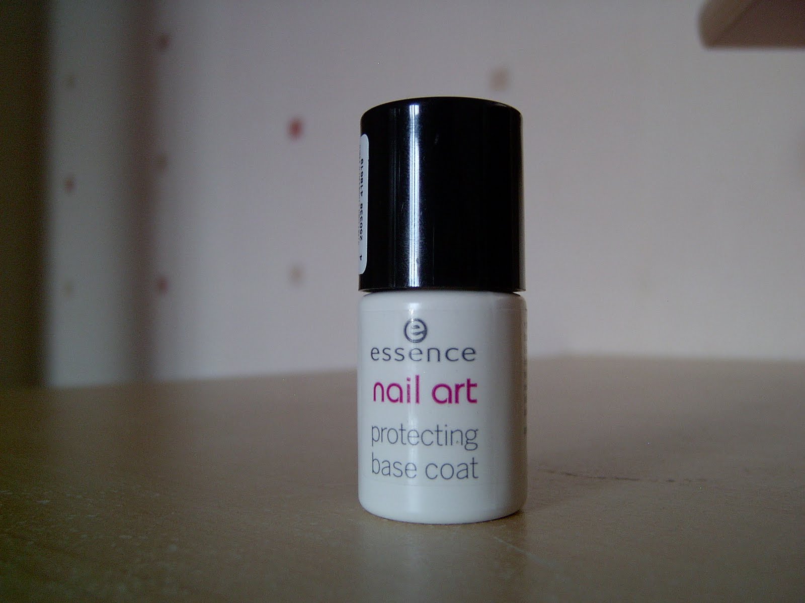 Essence Nail Art Protecting Base Coat - wide 5