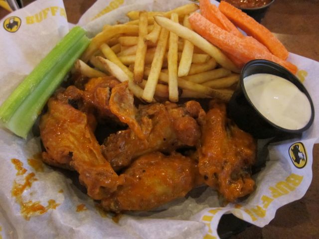 masse Mudret eksperimentel Buffalo Wild Wings Introduces New Express Lunch Menu for When You're in a  Hurry | Brand Eating