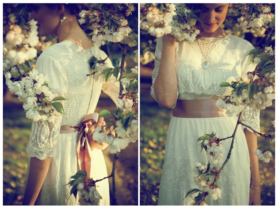 I want look modern in vintage wedding dresses