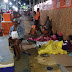BAHIA / SALVADOR: Nem tudo é festa: famílias inteiras vendem bebidas no carnaval e dormem na rua