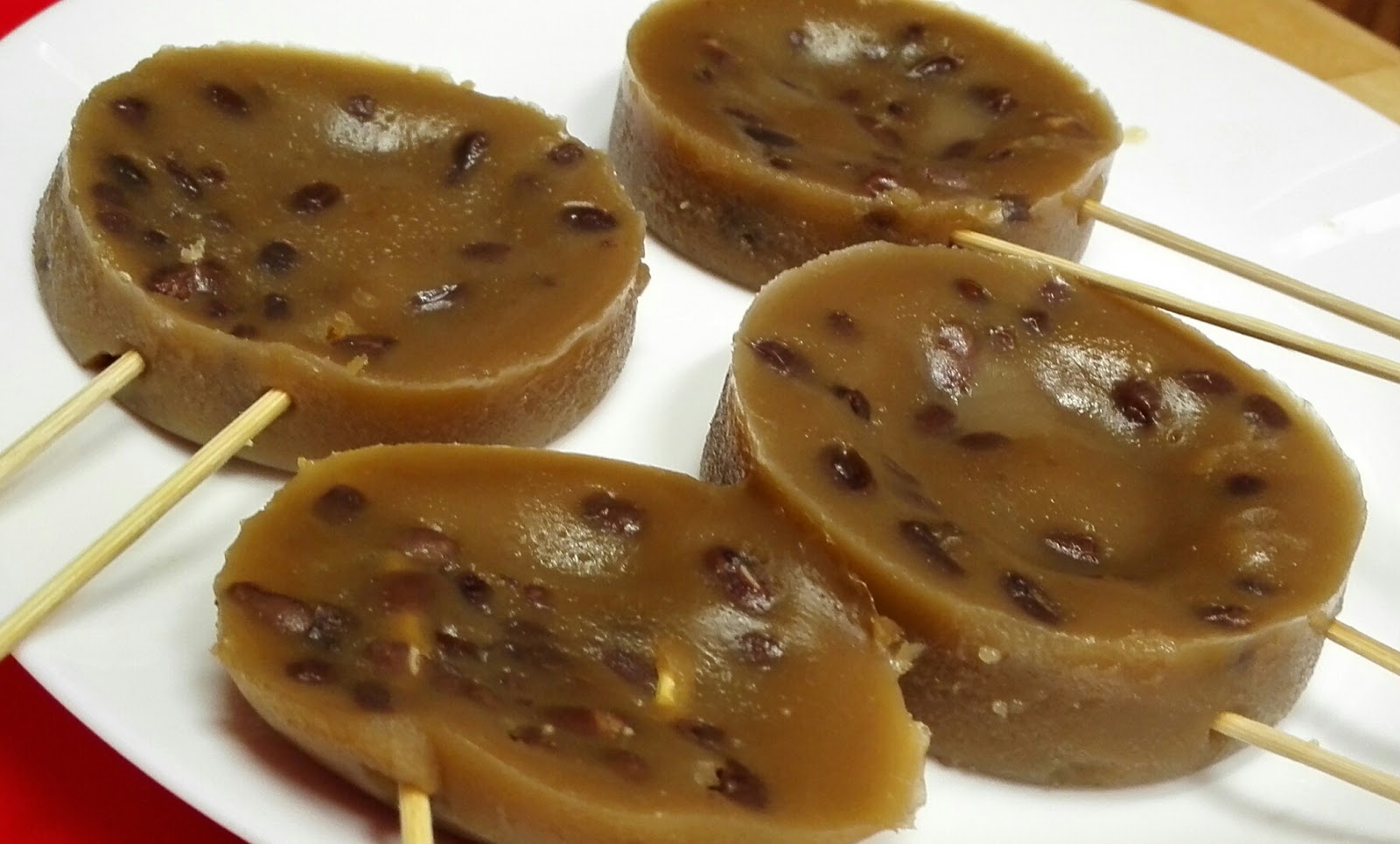 Pat's Kitchen Journal Dark Brown Buut Chai Go ( steamed rice cup cake)