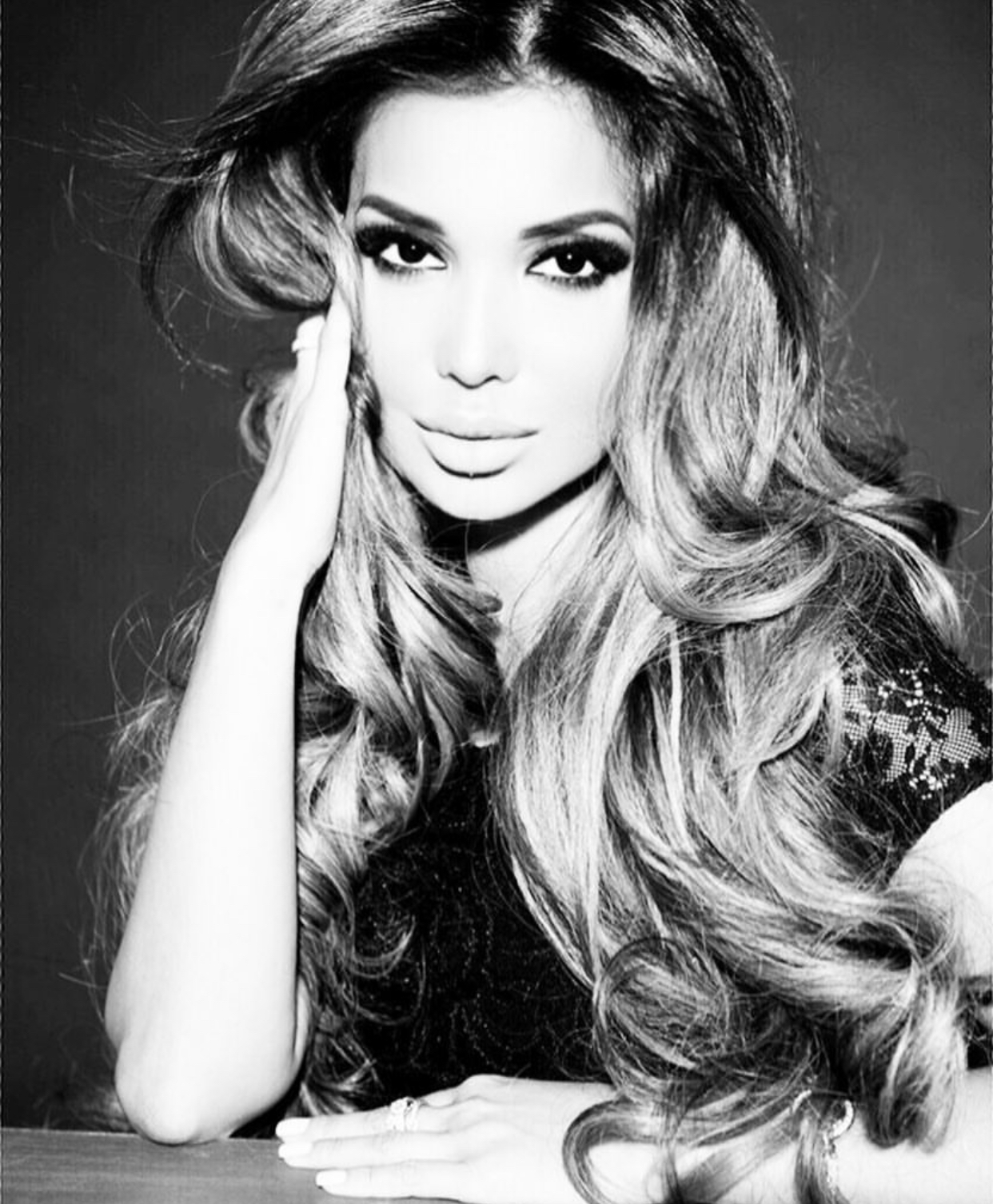 Rayhon tomchi. Райхон ганиева 2021. Райхон ганиева 2021. Райхон артистка узбека. Райхон телефон.