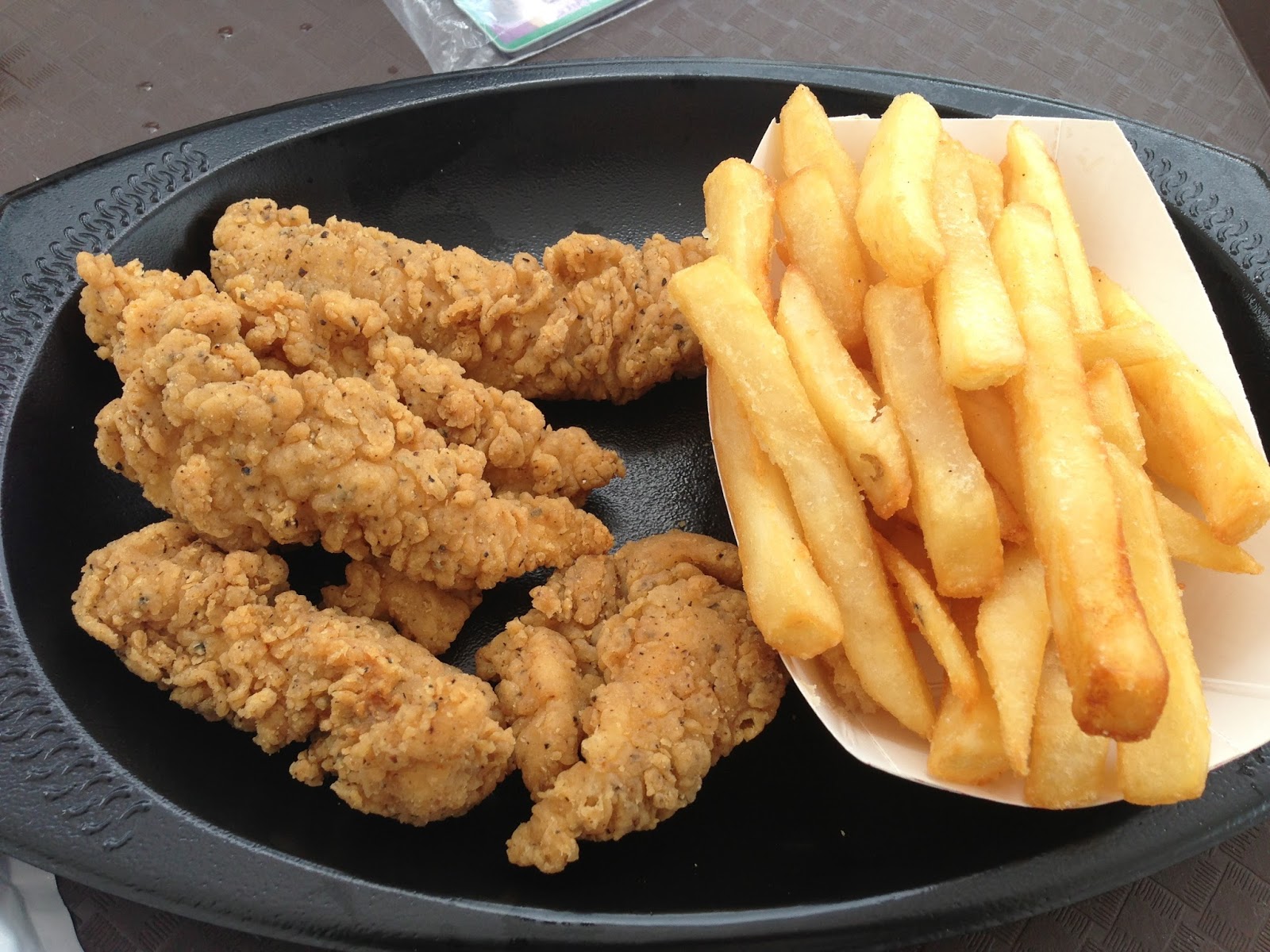 Love Me Tenders WC’s Hot Spot Café (in Water Country USA) 8/10/13