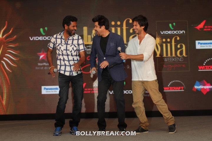 547730 422463991108944 246171195404892 1421501 569606540 n - (7) -  Sonakshi Sinha, Neha Dhupia and Bipasha Basu at IIFA 2012 Performance Announcement