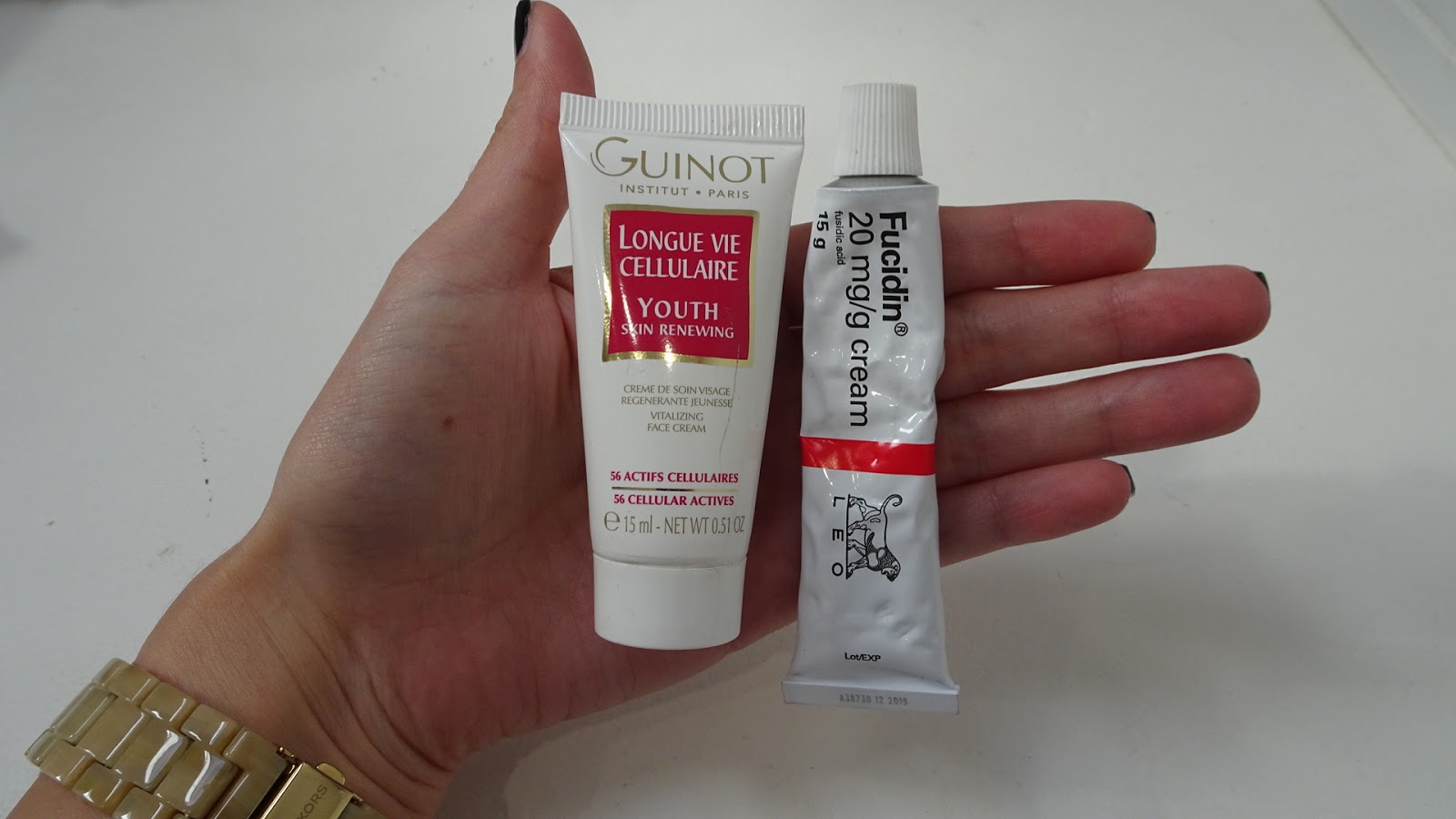 Comfortable in my own skin // how to treat wax burns Blogged by Mays