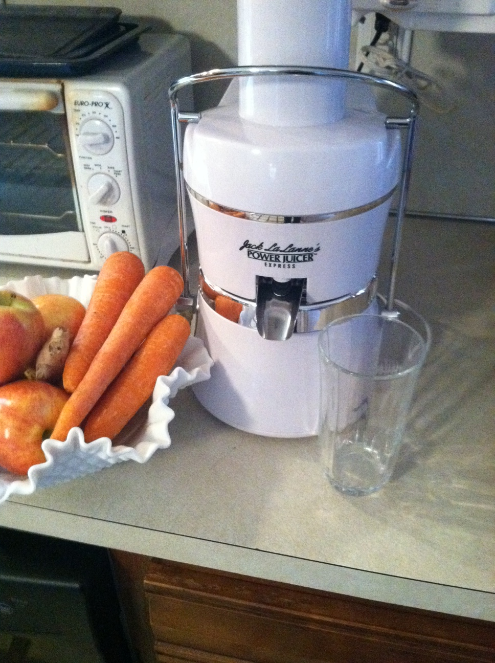 From Fat To Finish Line: Jack LaLanne Power Juicer GIVEAWAY and review