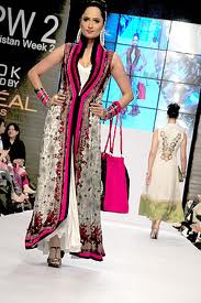 Pakistani long frock new designs. - Fashion world latest 2014