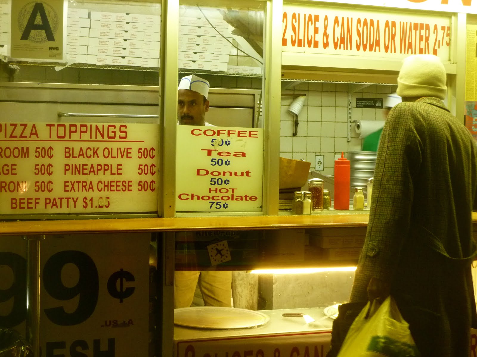 Jeremiah's Vanishing New York: 99-cent Fresh Pizza