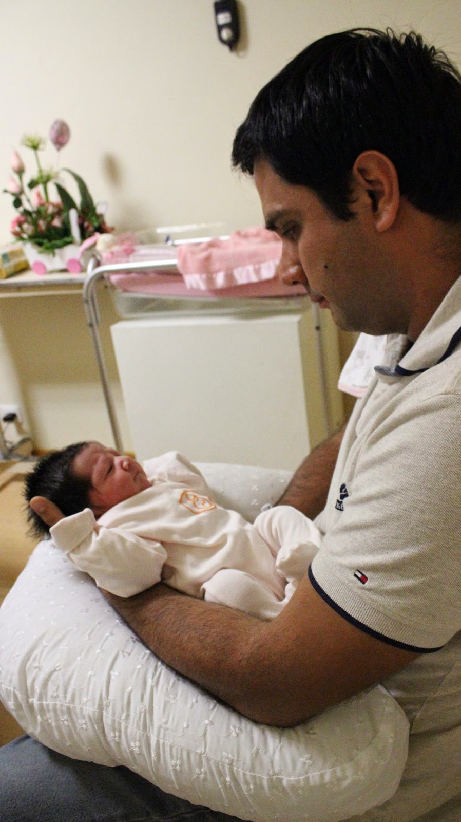 Rommy Cerro Mendoza LEONARDO, EL HIJO PUTATIVO. Rommy Cerro Mendoza LEONARDO, EL HIJO PUTATIVO.
