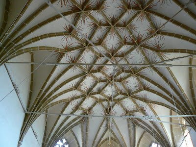 Imagini Romania: biserica fortificata de la Biertan, interior