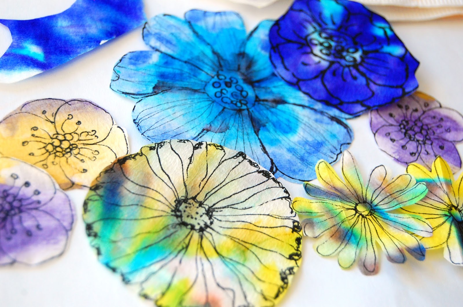 heART makes Coffee filter flowers