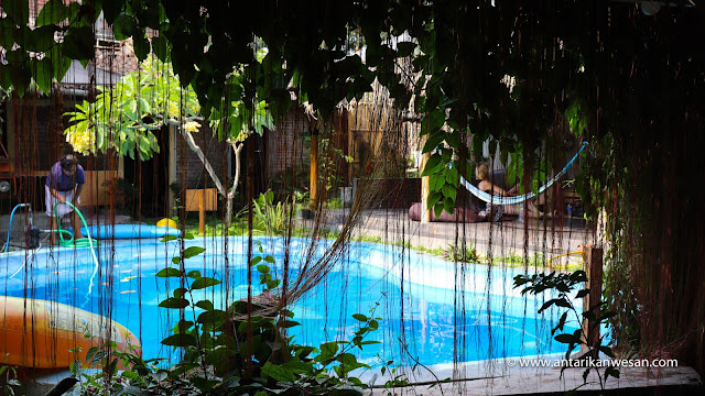 Losmanos Hostel, Yogyakarta, Jogja, Budget Backpacker Accomodation with pool