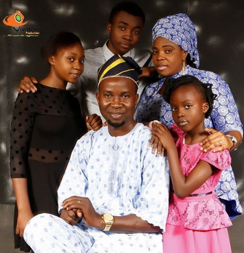 Wale Akorede Okunnu Poses With Family & Children [PHOTOS]NaijaGistsBlog ...