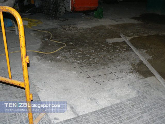 emiliano & co: SUELO HORMIGÓN