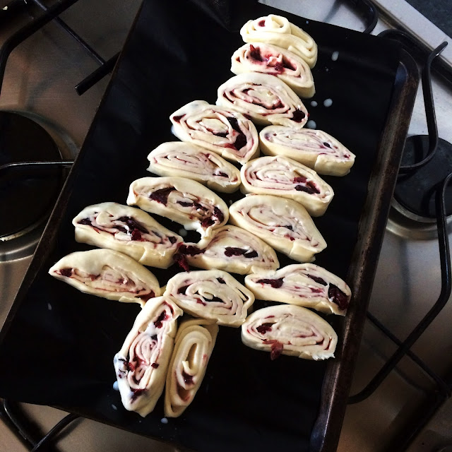 Transform Your Christmas & New Year Leftovers - Cranberry & Brie Pizza Swirls